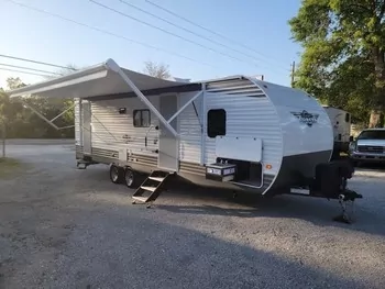 Shasta Travel Trailer Review: 3 Bunkhouse Travel Trailers - Castle Country  RV Blog