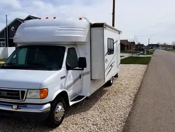 2006 Gulf Stream B Touring Cruiser - Class C RV on RVnGO.com