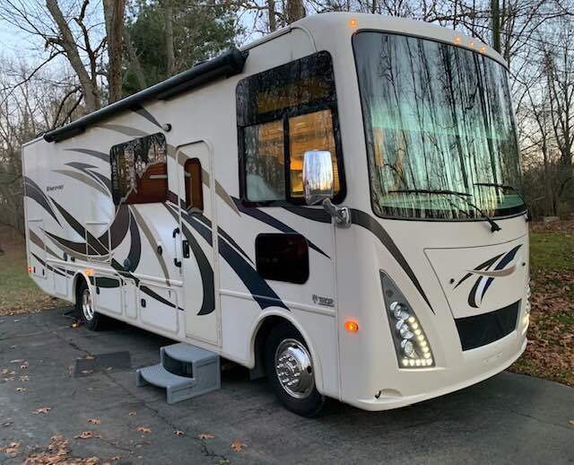2017 Thor Motor Coach Windsport