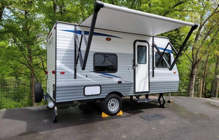 BUNKS~GREAT LOCATION