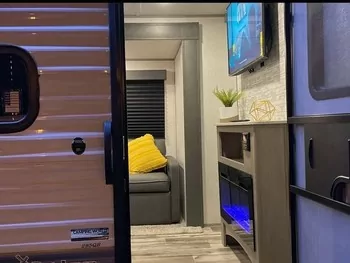 2022 Dutchmen 295QB - Class A RV on RVnGO.com