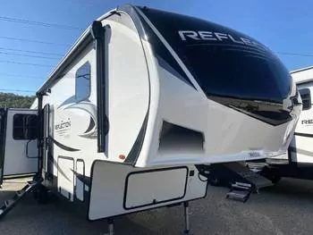 2022 Grand Design Reflection 337RLS - Fifth Wheel RV on RVnGO.com