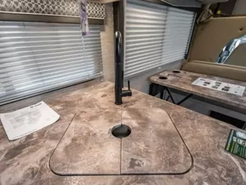 2022 Thor Motor Coach 28A - Class C RV on RVnGO.com