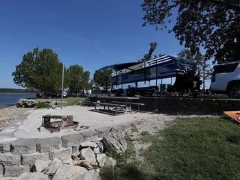 2022 Grand Design Transcend Xplor 265BH - Travel Trailer RV on RVnGO.com