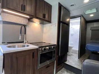 2023 Forest River Sunseeker 2250SLE - Class C RV on RVnGO.com
