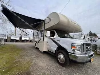 2020 Thor Motor Coach Four Winds 22B - Class C RV on RVnGO.com