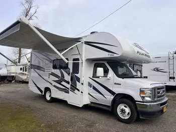 2022 Thor Motor Coach Four Winds 22B - Class C RV on RVnGO.com
