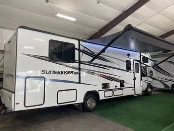 2023 Forest River Sunseeker 2850SLE - Class C RV on RVnGO.com