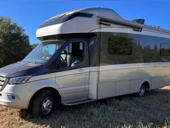 2020 Tiffin WAYFARER 25QW - Class C RV on RVnGO.com