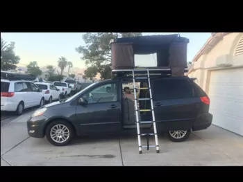 Mountain Pop Toyota Sienna Camper Top Campervan RV Rental In Las