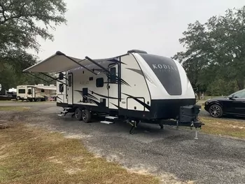 2019 Dutchmen Kodiak Ultimate Bunkhouse - Travel Trailer RV on RVnGO.com