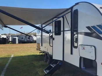 2023 Forest River Cruise lite 273qbxl  - Travel Trailer RV on RVnGO.com