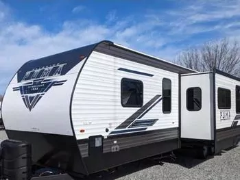 2022 Palomino Puma 32BH2B - Travel Trailer RV on RVnGO.com