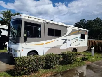 2007 Winnebago Sightseer - Class A RV on RVnGO.com