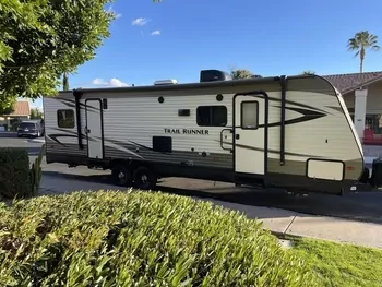 2019 Heartland Trail Runner 28TH - Toy Hauler RV on RVnGO.com