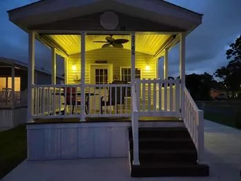 2012 Custom Chariot Eagle - Travel Trailer RV on RVnGO.com
