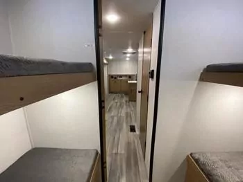 2022 Prime Time Avenger 28QBSLE - Travel Trailer RV on RVnGO.com