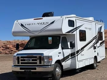 2022 Coachmen Freelander 26DS Ford 450 - Class C RV on RVnGO.com