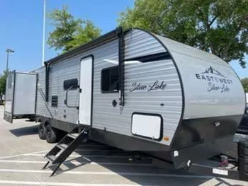 2022 East to West Inc Silverlake 31K3S - Travel Trailer RV on RVnGO.com