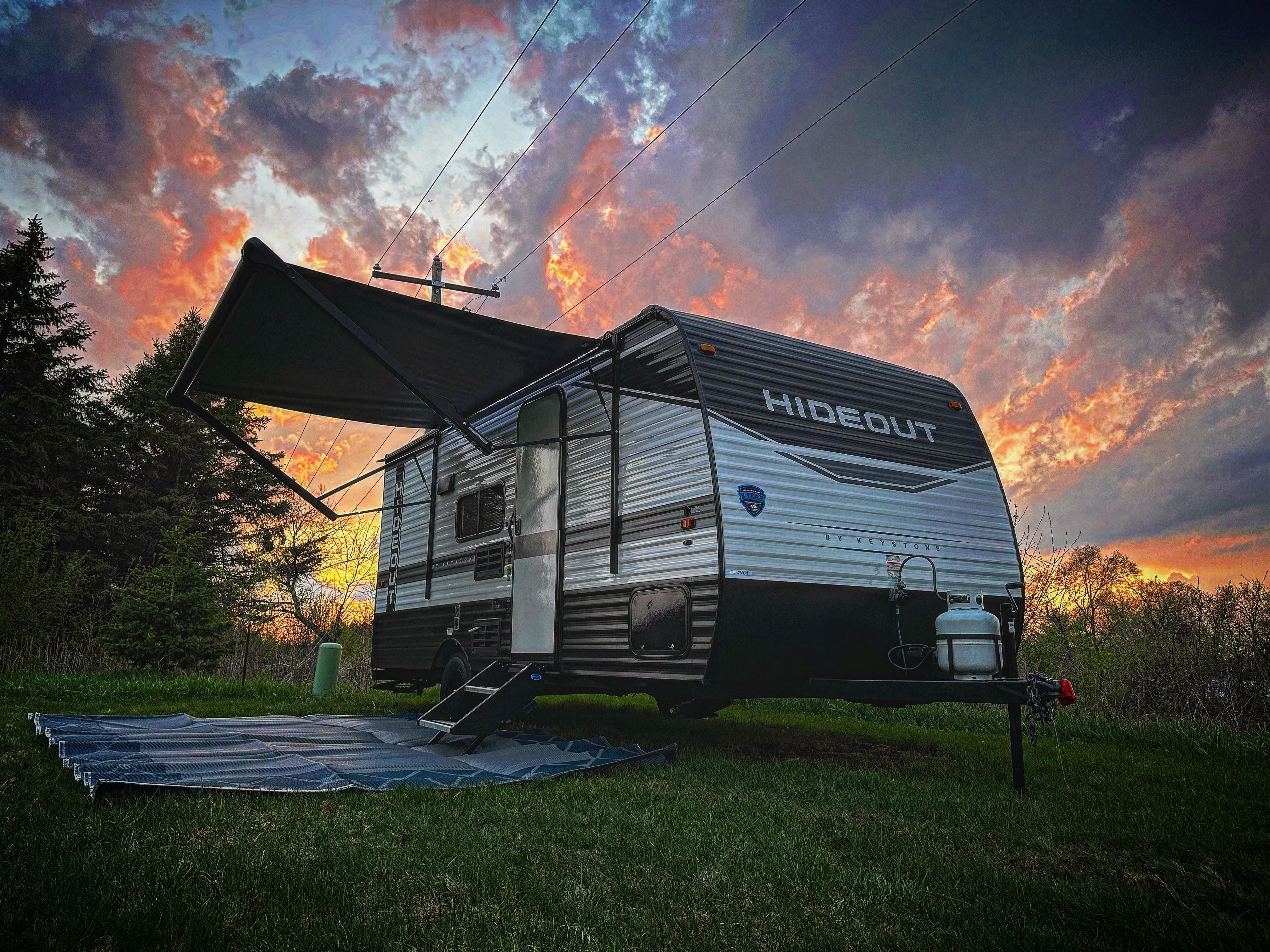 2022 Keystone Hideout (21 Foot)