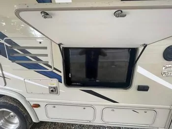 2017 Thor Axis 25.4 - Class A RV on RVnGO.com
