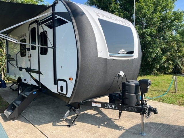 Friends, Family or Single RV fun