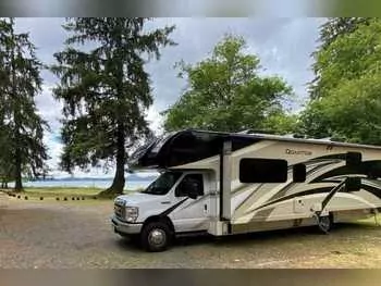 2020 Thor Motor Coach Quantum - Class C RV on RVnGO.com