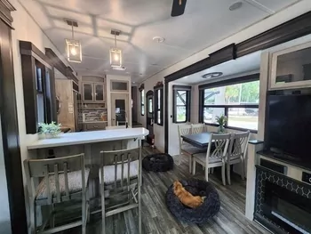 2021 Keystone Avalanche 338Gk - Fifth Wheel RV on RVnGO.com