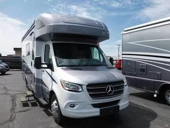 2020 Winnebago NAVION - Class C RV on RVnGO.com