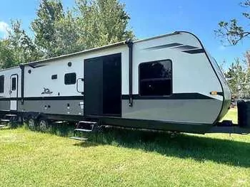 2022 Jayco Jay Flight 38bhds - Travel Trailer RV on RVnGO.com