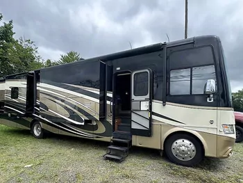 2016 Newmar Canyon Star - Class A RV on RVnGO.com