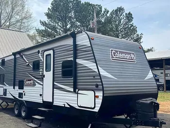 2018 Dutchmen Coleman Lantern 295QB - Travel Trailer RV on RVnGO.com