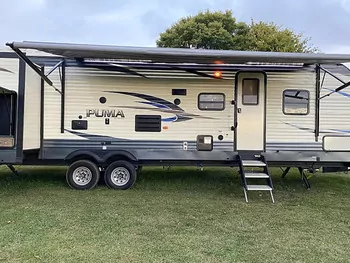 2018 Palomino Puma 31dbts - Travel Trailer RV on RVnGO.com