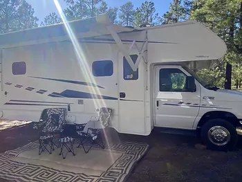 2019 Winnebago Outlook 27D - Class C RV on RVnGO.com