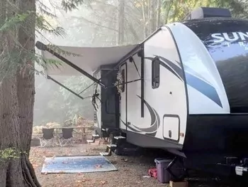 2018 CROSS ROADS Sunset Trail 331BH  - Travel Trailer RV on RVnGO.com