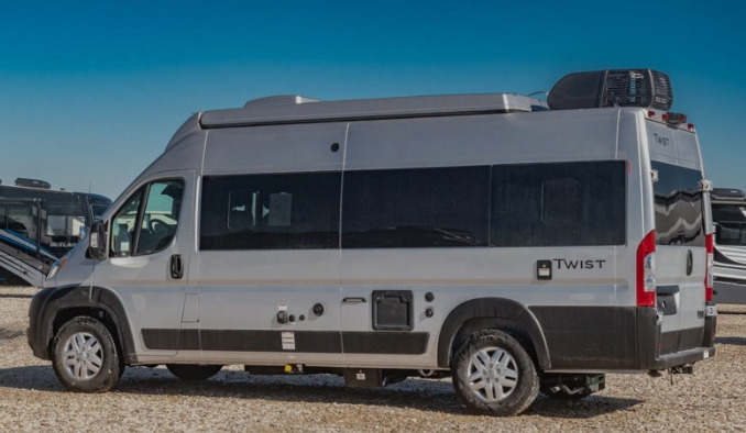 "StormBreaker" New 2023 Thor Motor Coach Twist 2 AB Campervan