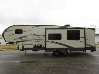 2016 Prime Time Crusader 36' - Fifth Wheel RV on RVnGO.com