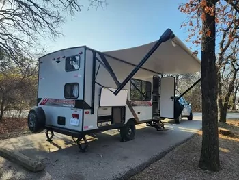 2021 Forest River WILDWOOD FSX PLATINUM - Travel Trailer RV on RVnGO.com