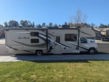 2019 Thor 30-D - Class C RV on RVnGO.com
