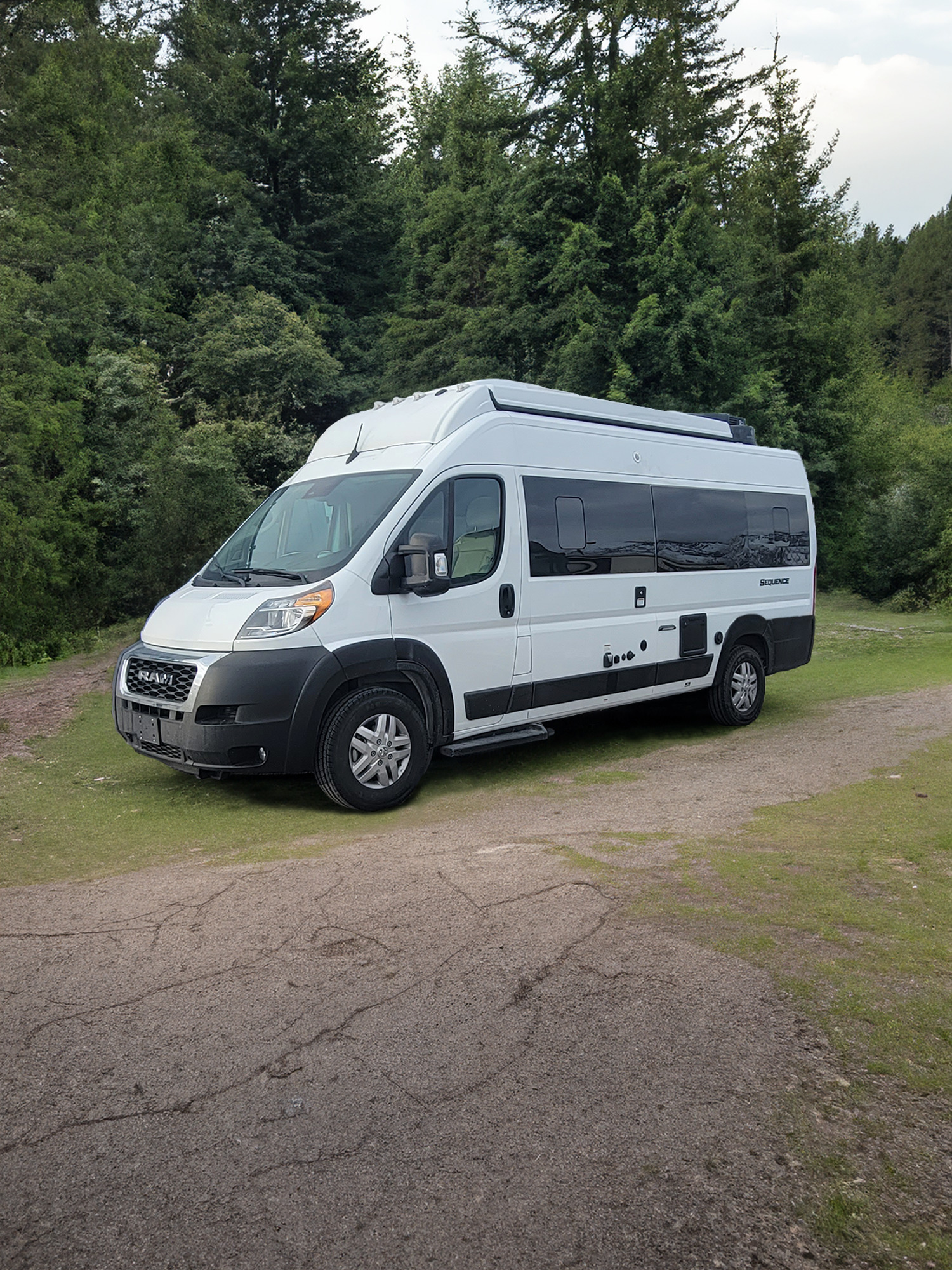 Off-Grid Camper Van | Sleeps 4 | Fully Loaded