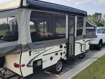 2017 Flagstaff 625D - Pop-Up Camper & Other (Non-Motorized) RV on RVnGO.com
