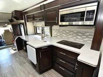 2021 Dynamax DX3 - Class C RV on RVnGO.com