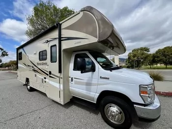 2018 Winnebago Minnie Winnie 2A - Class C RV on RVnGO.com