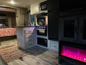 2022 Venture Rv Stratus - Travel Trailer RV on RVnGO.com