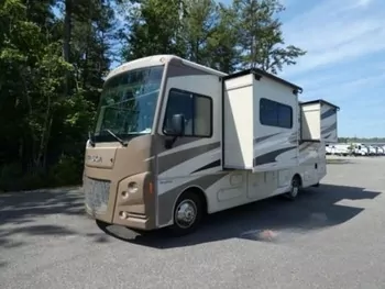 2015 Itasca Sunstar 27N - Class A RV on RVnGO.com