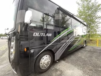 2022 Thor Motor Coach OUTLAW - Class A RV on RVnGO.com