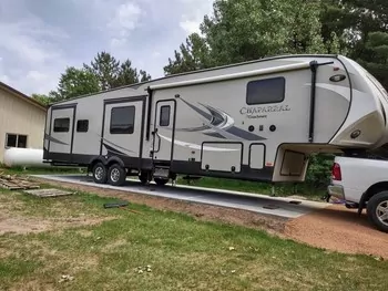 2018 Coachmen Chaparral 381RL - Fifth Wheel RV on RVnGO.com