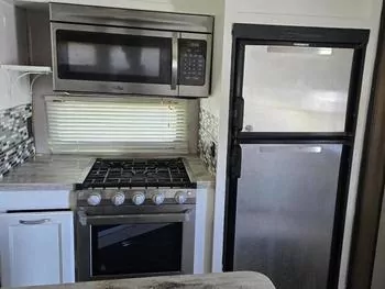 2019 Coachmen Chaparall 360IBL - Fifth Wheel RV on RVnGO.com