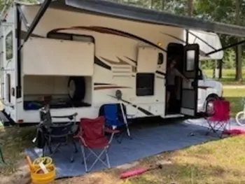 2013 Coachmen Freelander 21QB - Class C RV on RVnGO.com