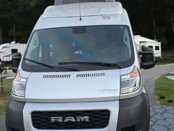 2022 Winnebago SOLIS - Class B RV on RVnGO.com